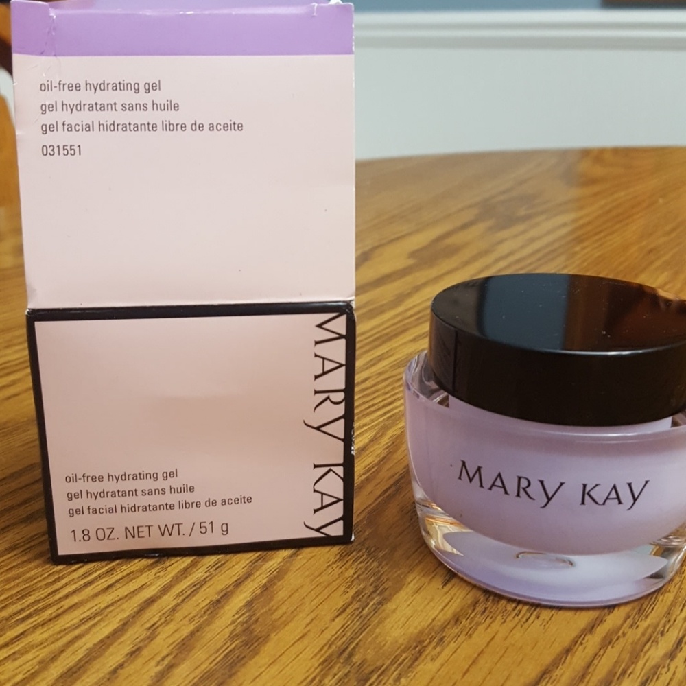 Mary Kay oil-free hydrating gel